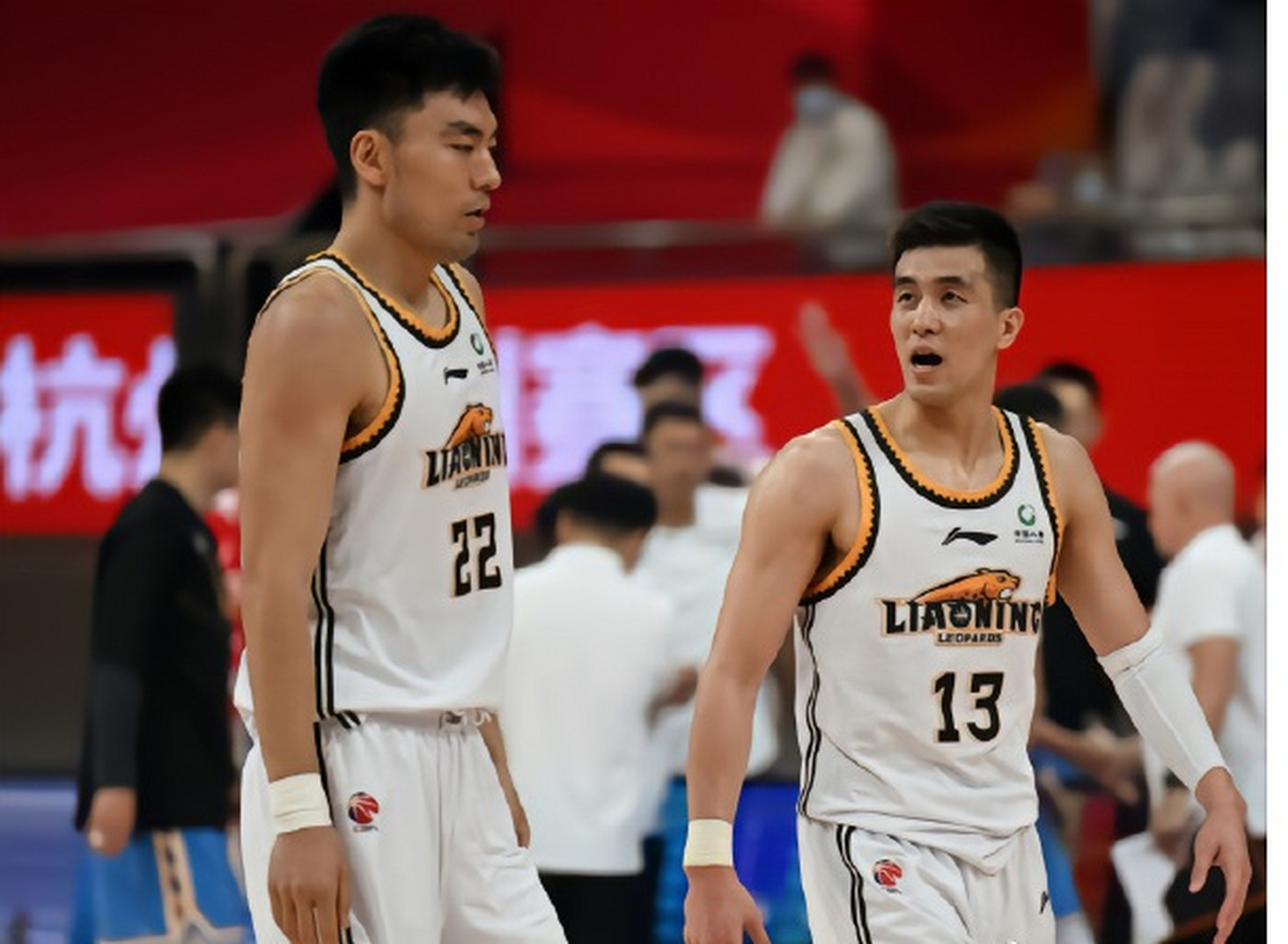 开云体育-北京首钢内部会议纪要流出：集结日篮板制胜，CBA常规赛使命明确，医务组通报恢复的简单介绍