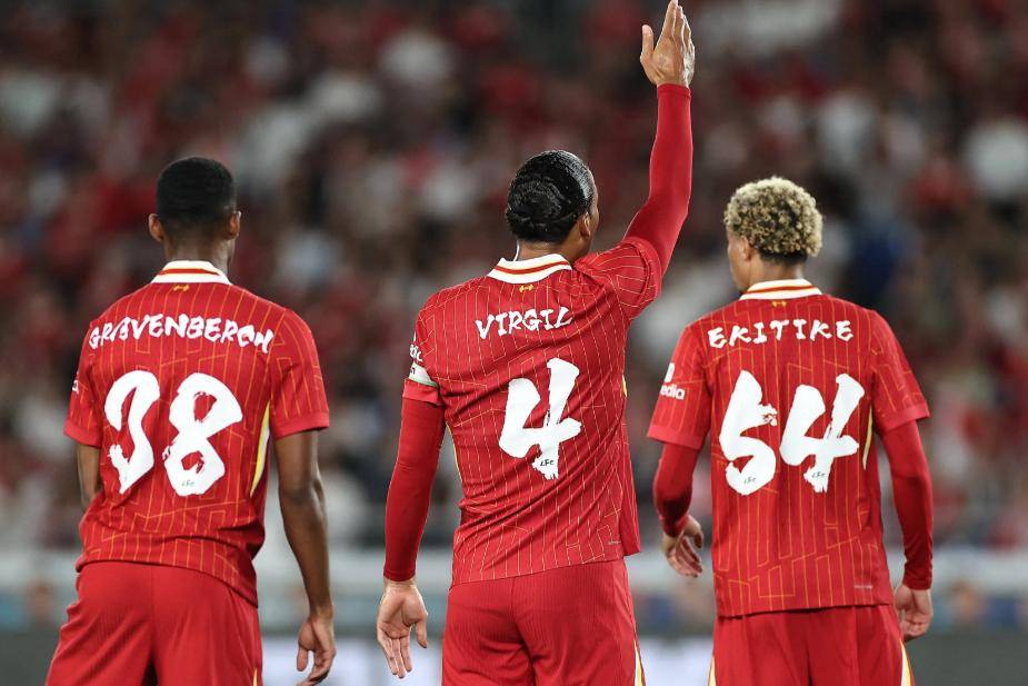 开云体育-Rookie在阿森纳比赛中赛事规则更新，惊险取胜引发热议！的简单介绍