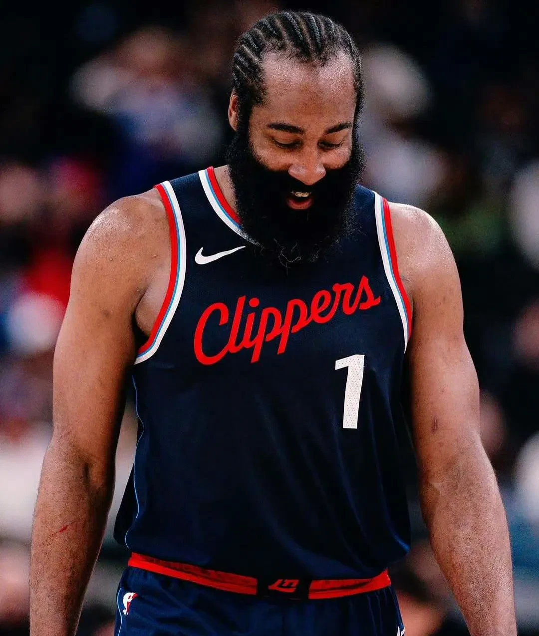 哈登在老鹰比赛中大胜,高光表现引发热议!的简单介绍 哈登在老鹰比赛中大胜,高光表现引发热议!的简单介绍