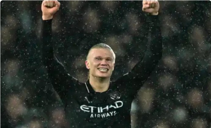 包含哈兰德连续十场比赛得分超过突破纪录，曼联挑战极限！的词条